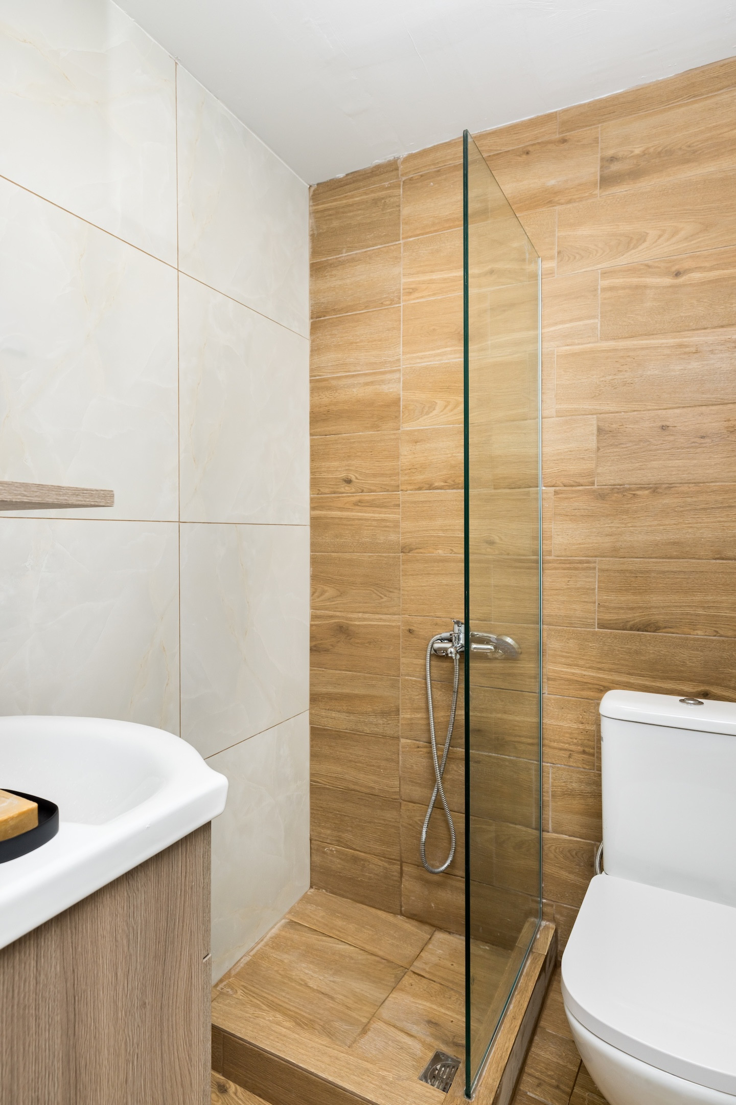 SkyLevel Boutique Suite